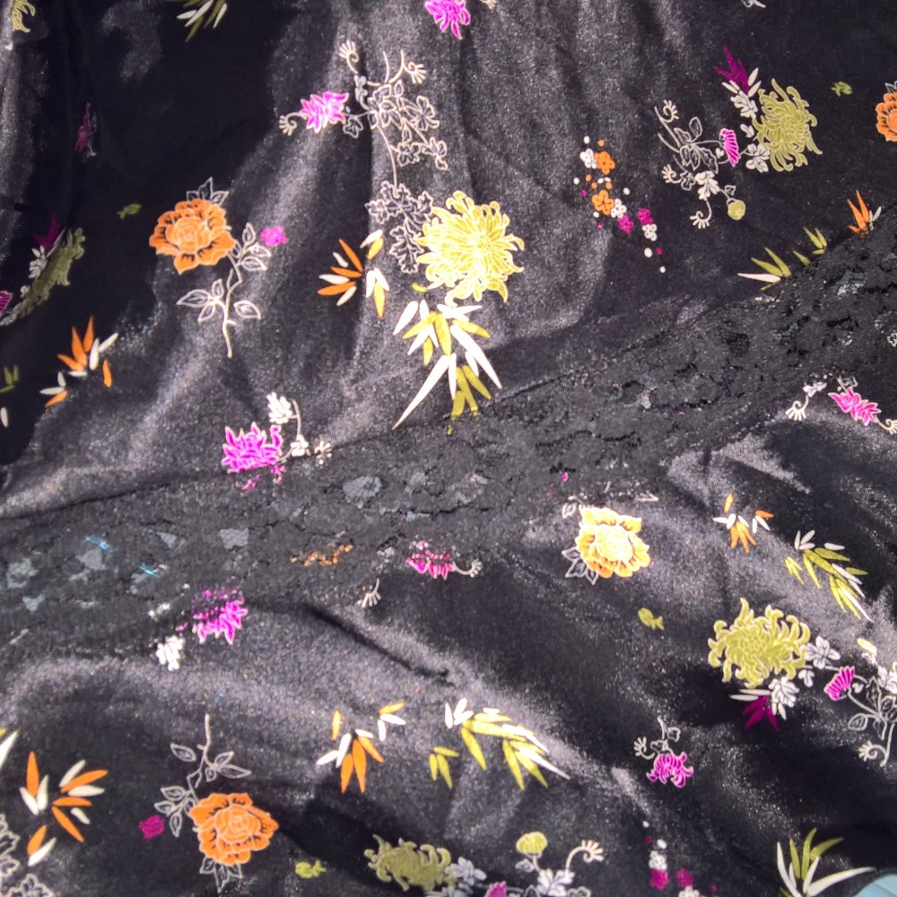 Vintage Asian Inspired Satin & Lace Mermaid Cut Shirt
